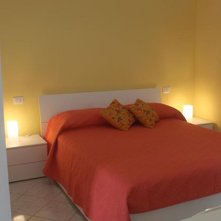 Camere Dieci Maggio- Beb Dory, Nemo, Guizzo Понца Экстерьер фото
